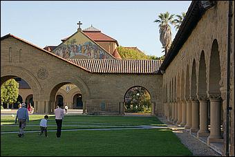 StanfordCampus-097c.jpg