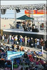 SantaCruz_GinBlossoms08-09c.jpg