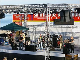 SantaCruz_GinBlossoms08-10c.jpg