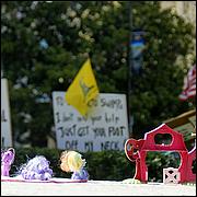 TaxDayTeaParty2012-167a-web.jpg