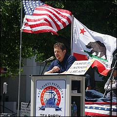 TaxDayTeaParty2012-006-web.jpg