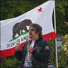 TaxDayTeaParty2012-145a-web.jpg