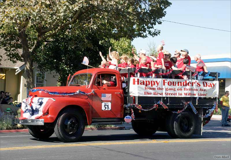 WGFoundersDayParade-077c.jpg - for personal use