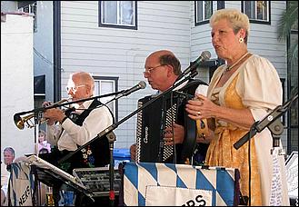 CampbellOktoberfest06-11b.jpg