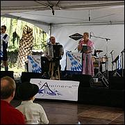 CampbellOktoberfest09-053b.jpg