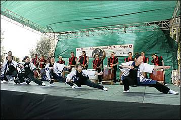 HaruMatsuri+Taiko08-019b.jpg