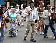 LosAltosPetParade06-019b.jpg