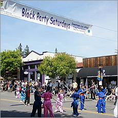 LosAltosPetParade10-30b.jpg