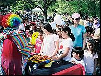 NorouzFest07_clown-12b.jpg