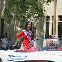 Rose,White,BlueParade2023-229.jpg