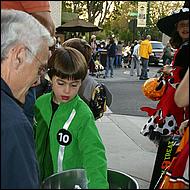 Campbell_TrickorTreat2011-033-web.jpg