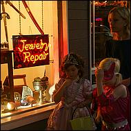 Campbell_TrickorTreat2011-042a1-web.jpg