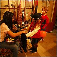 Campbell_TrickorTreat2011-086a-web.jpg