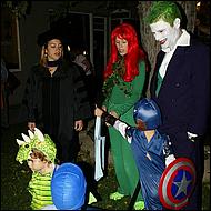 Campbell_TrickorTreat2011-090-web.jpg