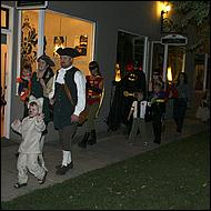 Campbell_TrickorTreat2011-133a-web.jpg