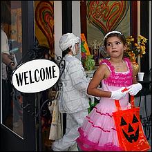 Campbell_TrickorTreat2011-005a-web.jpg