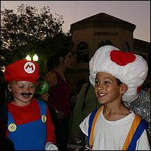 Campbell_TrickorTreat2011-046-web.jpg