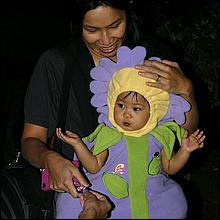 Campbell_TrickorTreat2011-058a-web.jpg