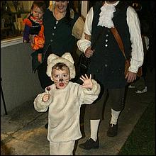 Campbell_TrickorTreat2011-129a-web.jpg