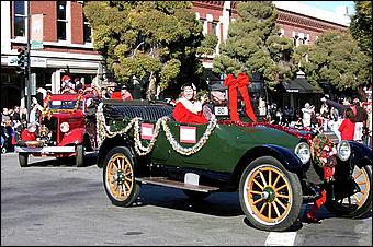 LosGatos_Christmas_Parade05-026b.jpg