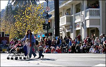 LosGatos_Christmas_Parade05-088b.jpg