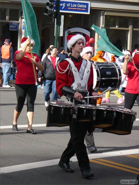 LosGatosChristmasParade07-156b.jpg - for personal use