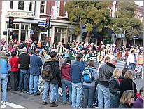 LosGatosChristmasParade07-102b.jpg