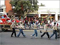 LosGatosChristmasParade07-254c.jpg