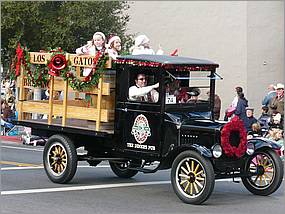 LosGatosChristmasParade07-026b.jpg