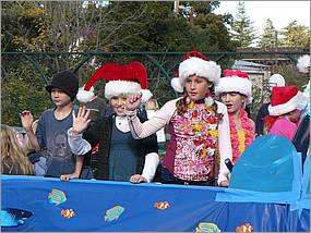 LosGatosChristmasParade07-077b.jpg