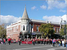 LosGatosChristmasParade07-153c.jpg