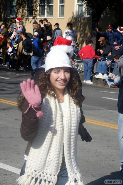LosGatosChristmasParade08-083a1.jpg - for personal use