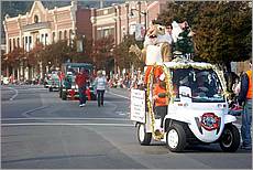 LosGatosChristmasParade08-003c.jpg