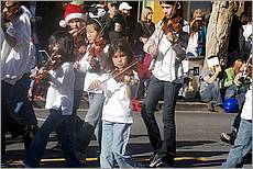 LosGatosChristmasParade08-117c.jpg