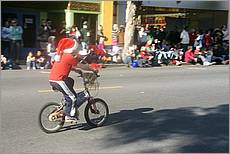 LosGatosChristmasParade08-120b.jpg