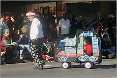 LosGatosChristmasParade08-125c.jpg