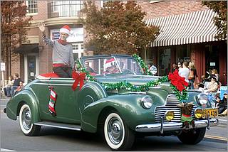 LosGatosChristmasParade08-012a1.jpg