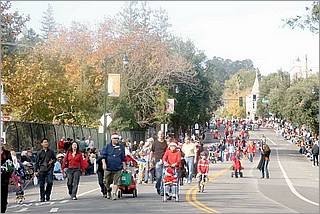 LosGatosChristmasParade08-018c.jpg