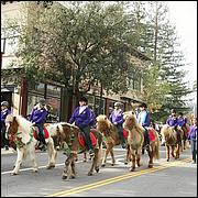 LosGatosChristmasParade09-506b.jpg