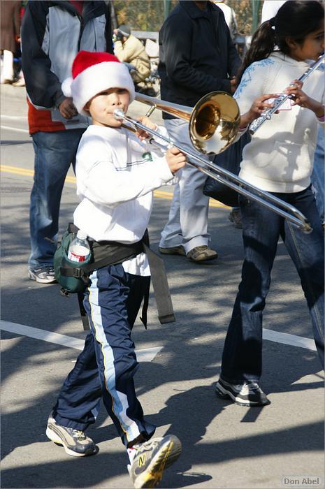 LosGatosChristmasParade09-083b.jpg - for personal use