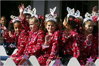 LosGatosChristmasParade09-177ab.jpg