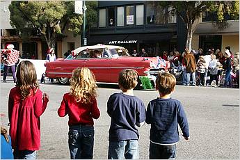 LosGatosChristmasParade09-322b.jpg