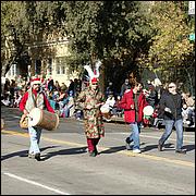 LosGatosChristmasParade13-061a.jpg