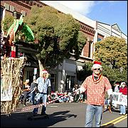 LosGatosChristmasParade13-203a.jpg