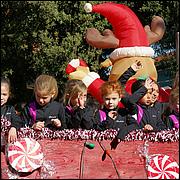 LosGatosChristmasParade13-430.jpg