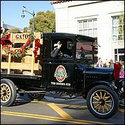 LosGatosChristmasParade13-499.jpg