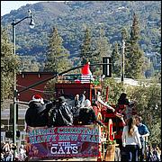 LosGatosChristmasParade13-500c3.jpg