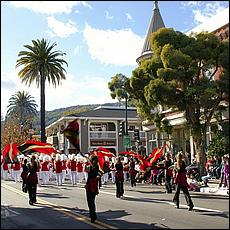 LosGatosChristmasParade13-187a.jpg