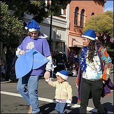 LosGatosChristmasParade13-220a.jpg