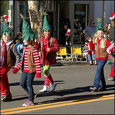 LosGatosChristmasParade13-359c1.jpg